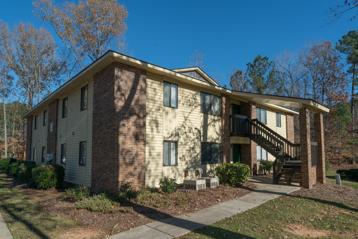 Wood Glen Apartments Heritage Company